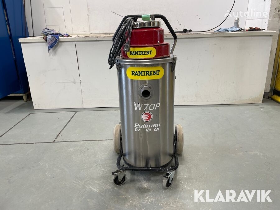 Pullman W70P industrial vacuum cleaner