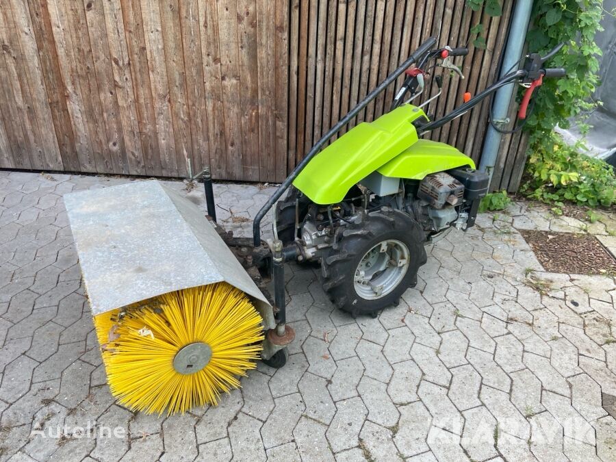 Grillo Fejemaskine Grillo manual sweeper