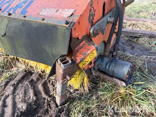 рачно управувана машина за метење Tuchel Plus P1 260 HH 560