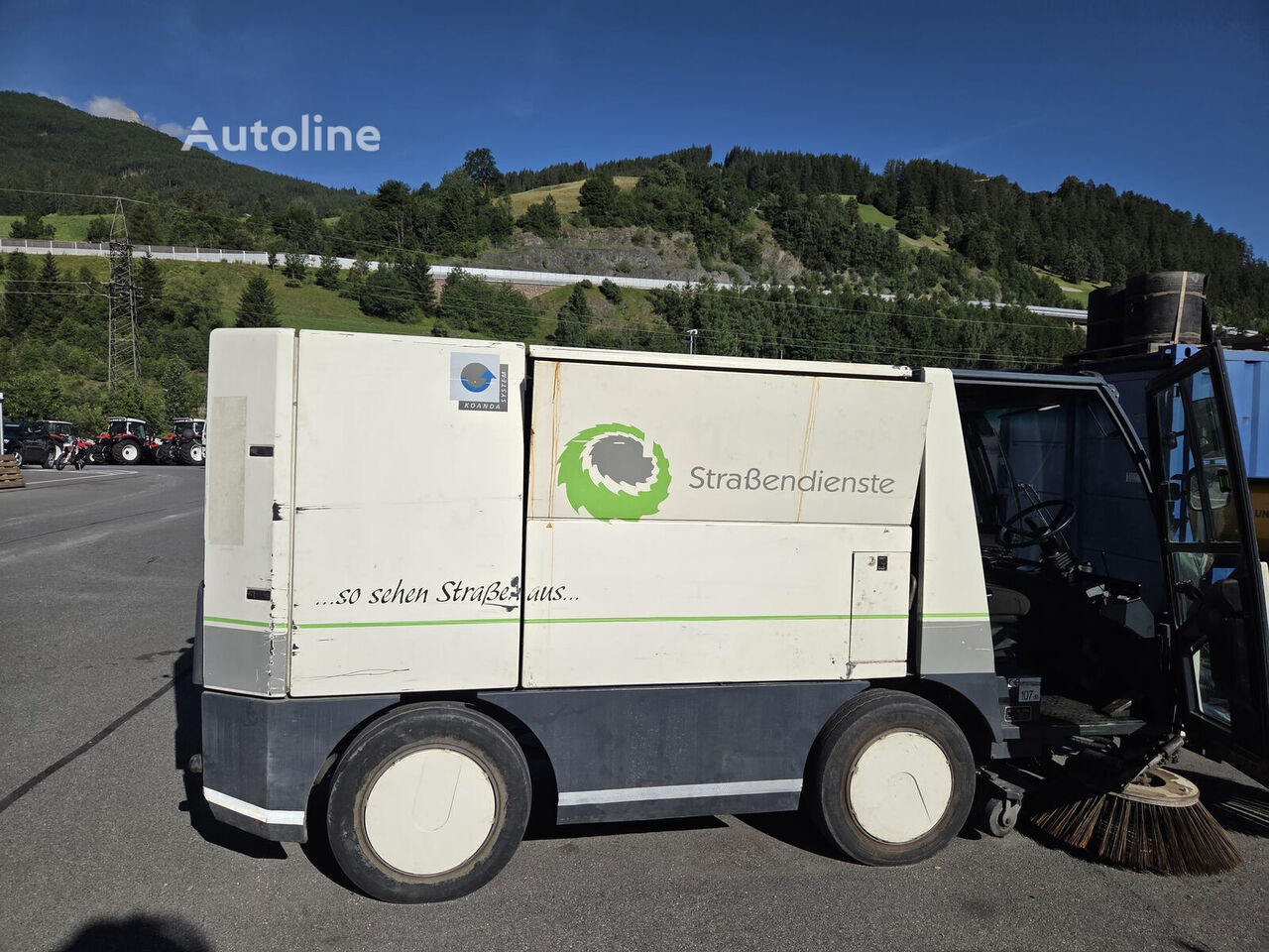 Aebi Schmidt MFH 2500 3 B System road sweeper - Autoline