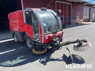 возило за чистење улици Bucher CC 2020