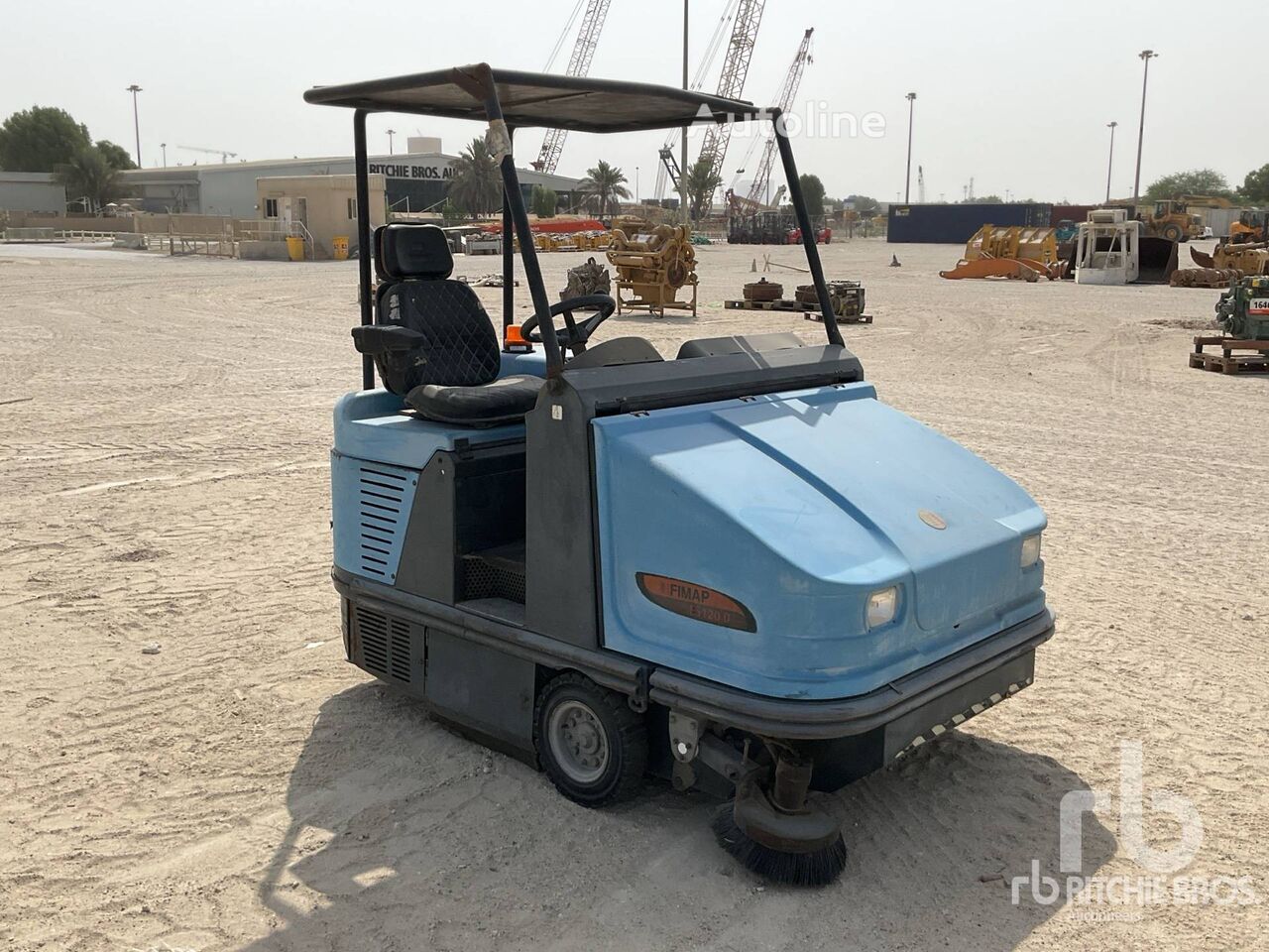 Купить уборочную машину Fimap FS120D Ride-On | Autoline AZ Уборочная машина Fimap FS120D Ride-On - Autoline