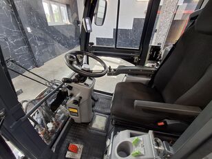 بيع سيارة كنس الشوارع Hako Citymaster 1600 - صورة 21 | Autoline AE سيارة كنس الشوارع Hako Citymaster 1600 | صورة 21 - Autoline