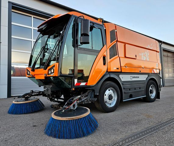 Johnston C401  road sweeper