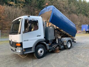 Mercedes-Benz 1018 road sweeper