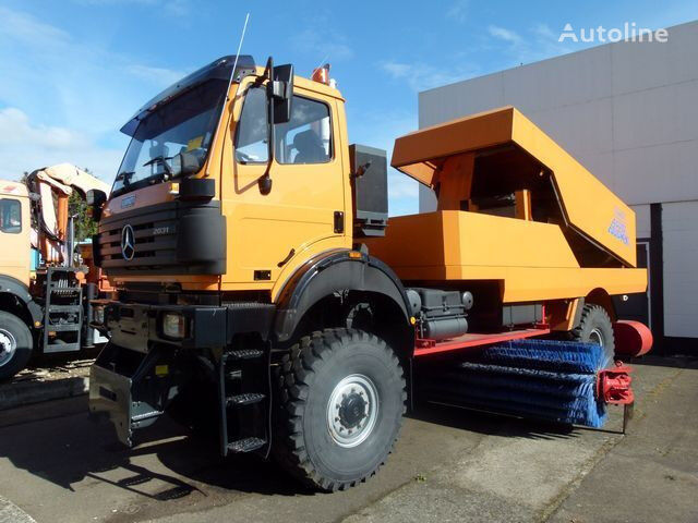 سيارة كنس الشوارع Mercedes-Benz 2031 A 4x4 JET SWEEPER TRUCK - Autoline