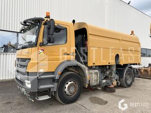 Mercedes-Benz AXOR 1833 utcaseprő gép