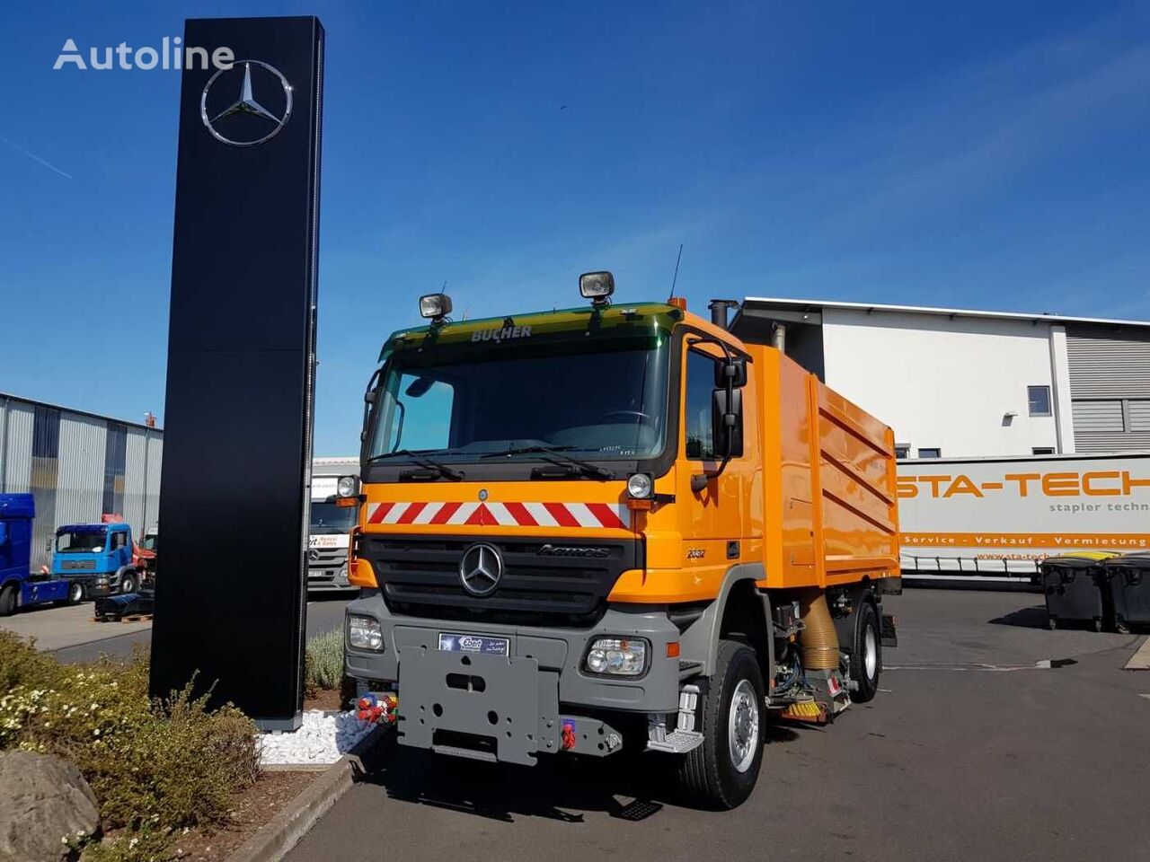 Mercedes-Benz Actros 2032 A 4x4 Bucher STKF 9500 Airport road sweeper