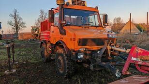 Mercedes-Benz Unimog road sweeper