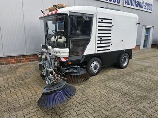 Ravo road sweeper