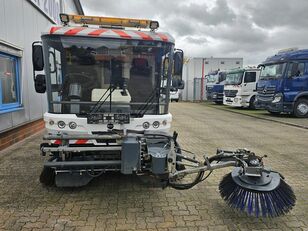 بيع سيارة كنس الشوارع Ravo - صورة 4 | Autoline SA سيارة كنس الشوارع Ravo | صورة 4 - Autoline