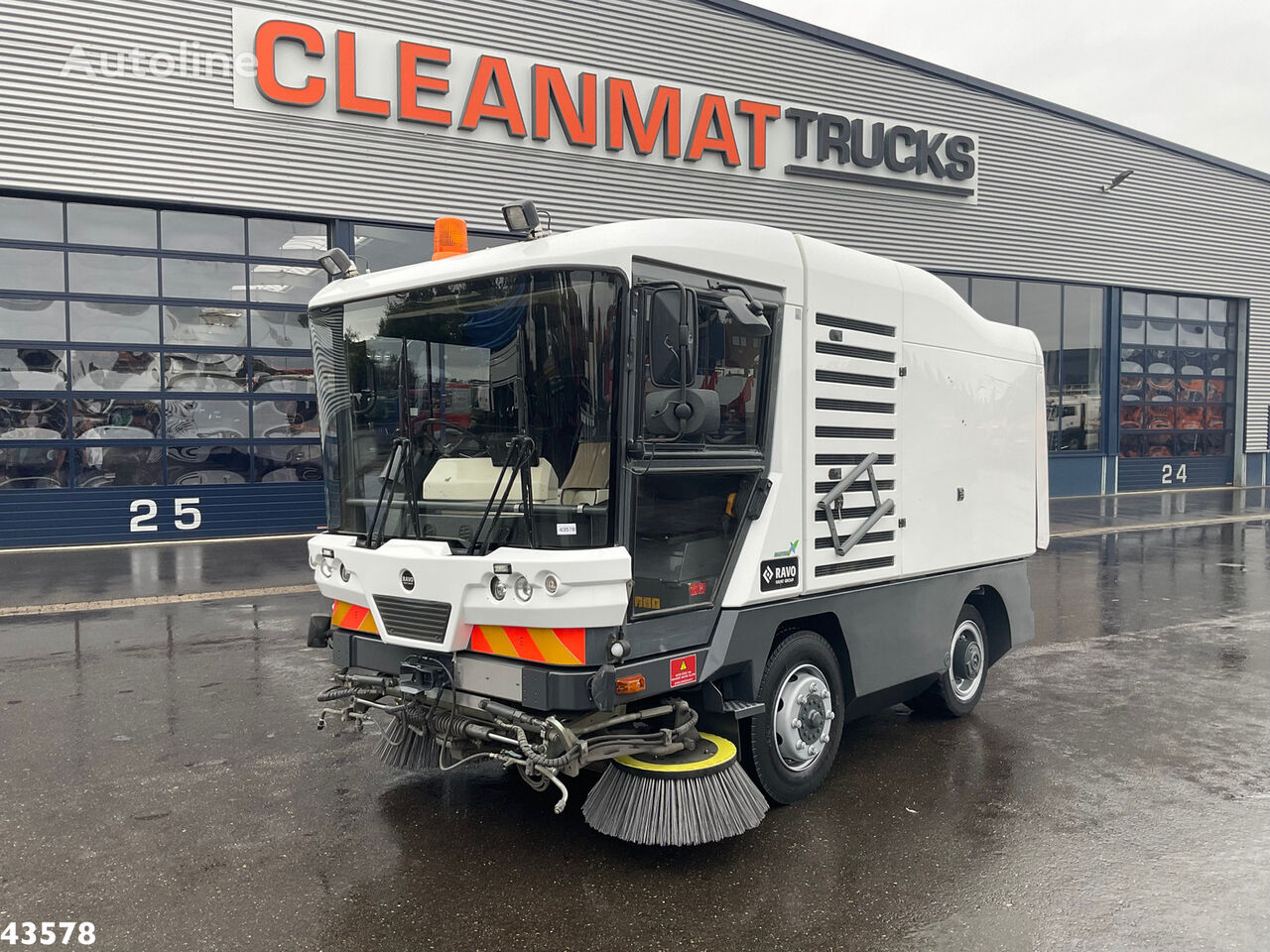 Ravo 540 road sweeper