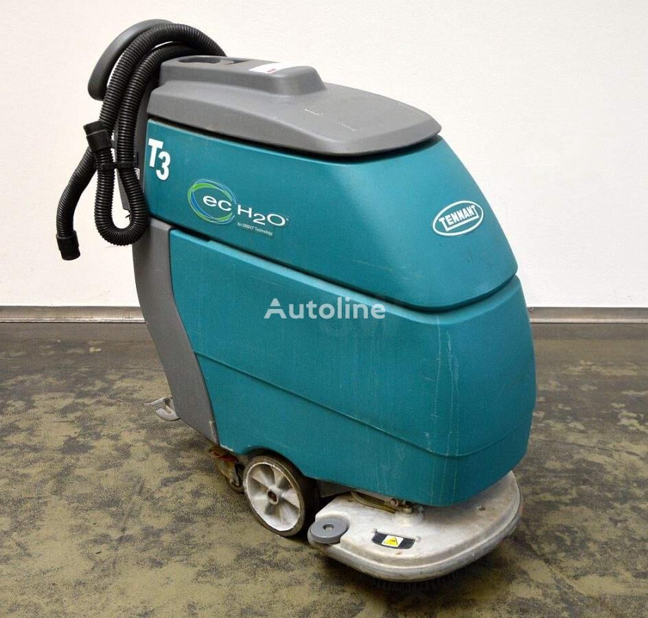 Tennant T3 road sweeper