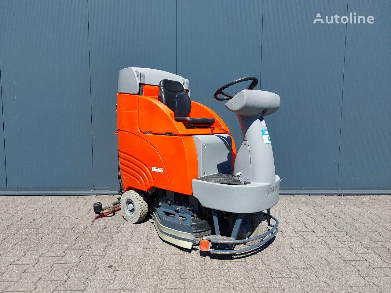 Hako B 750 R scrubber dryer