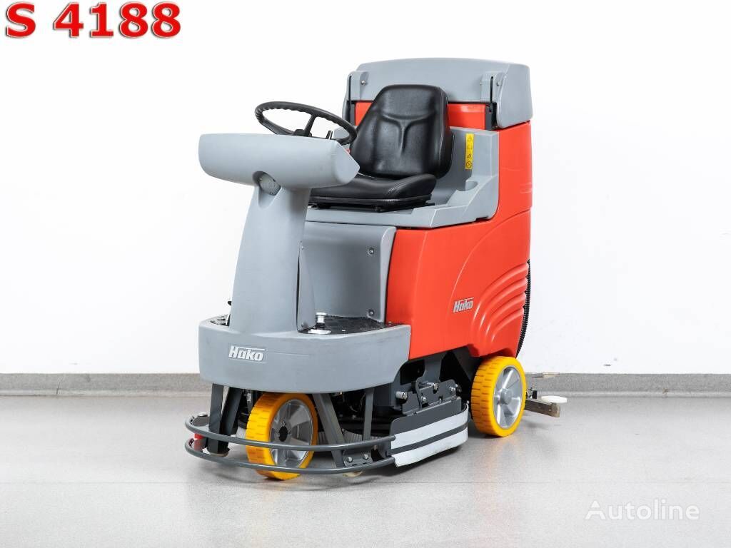 máy sấy chà sàn Hako Scrubmaster B115 R TB750