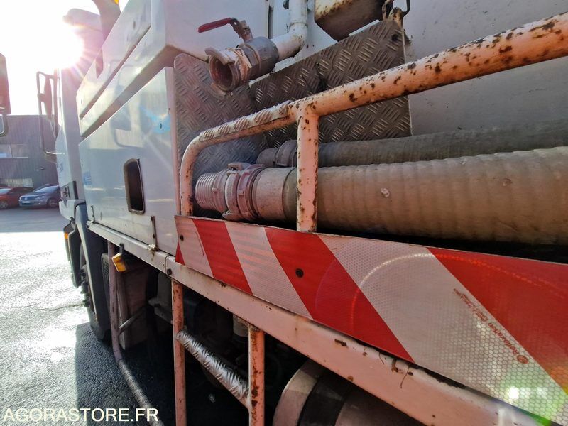 2000 Mercedes-Benz 2031-45619048