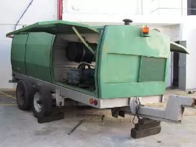 Camion hydrocureur Prodol à vendre | Autoline CI Camion hydrocureur Prodol - Autoline