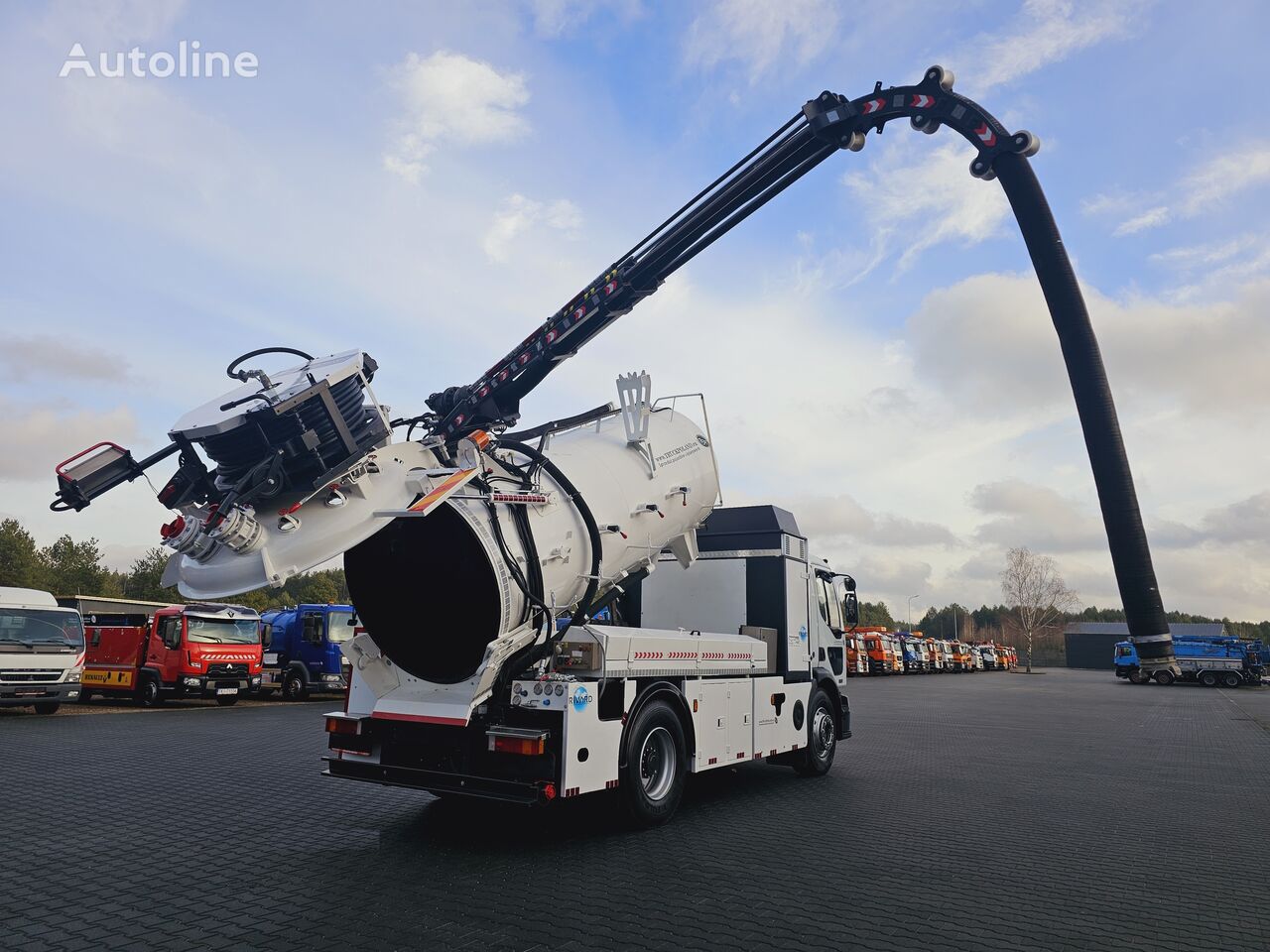 Renault 4x2 WUKO RIVARD for collecting liquid waste sewer jetter truck