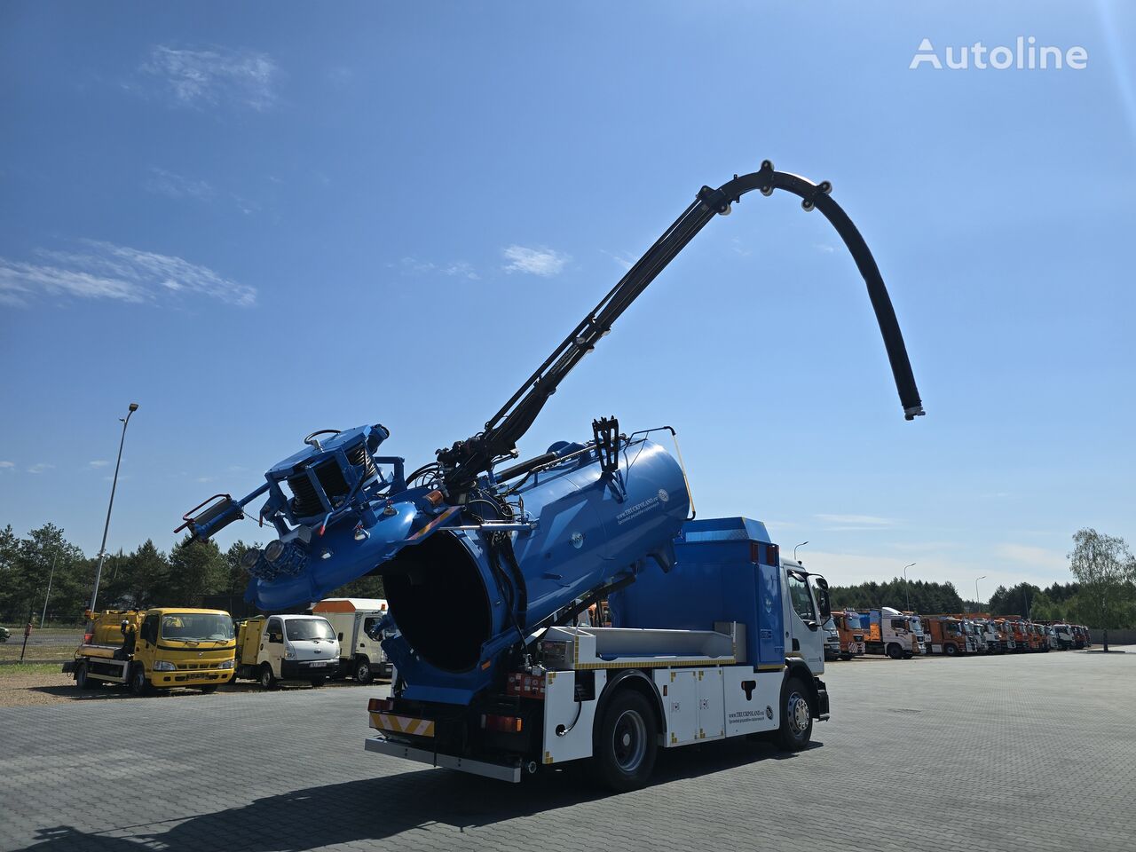 Renault 4x2 WUKO RIVARD for collecting liquid waste sewer jetter truck