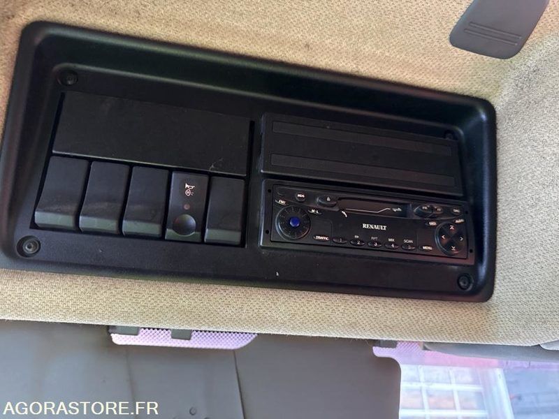 2002 Renault PREMIUM-45004890