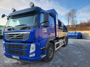 Volvo FM460 sewer jetter truck