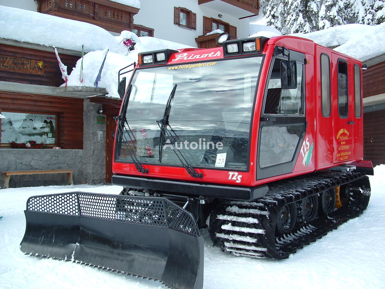 ماكينة تسوية الثلج Prinoth T2s