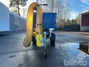 Iron Baltic Leaf vacum trailer 81.2000 Abfallsauger