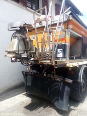 通用公共机械 Mercedes-Benz UNIMOG