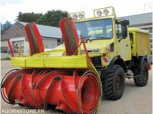 ve&iacute;culo municipal universal Mercedes-Benz UNIMOG 1200