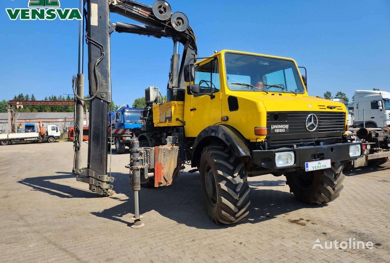 універсальна комунальна машина Mercedes-Benz UNIMOG 1850 437/31