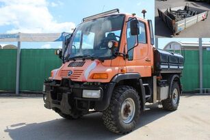 Mercedes-Benz UNIMOG U300 4x4 - MULTI Kipper / Salzstreuer Nr.: 640 univerzalni komunalni stroj