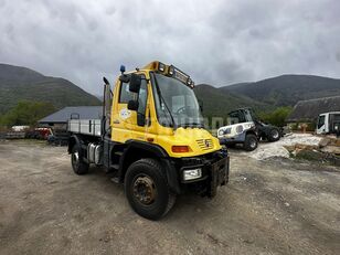 vehicul municipal universal Mercedes-Benz Unimog UG410A