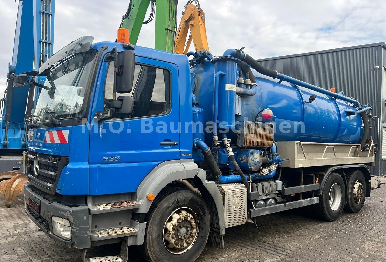 Mercedes-Benz Actros 2533 6x2 Vacuum Truck Saugwagen