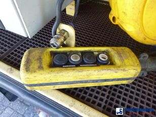 Vozilo za čiščenje kanalizacije Renault D 26 Wide 6x2 vacuum tank 11 m3 naprodaj - Slika 26 | Autoline SI Vozilo za čiščenje kanalizacije Renault D 26 Wide 6x2 vacuum tank 11 m3 | Slika 26 - Autoline