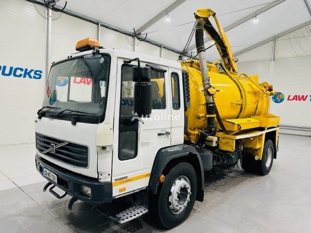 Volvo FL6 220 Water Jet Vacuum Tanker vacuum truck