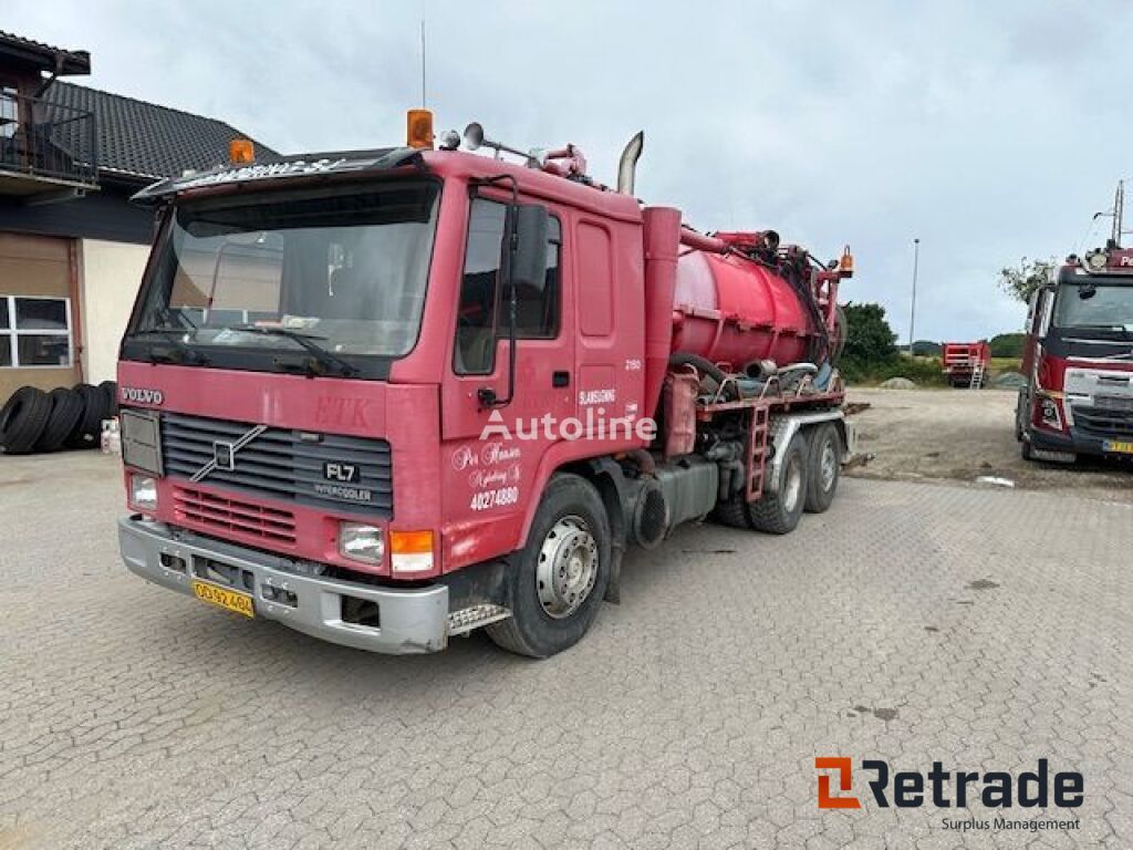 شاحنة شفط مياه المجاري Volvo FL7