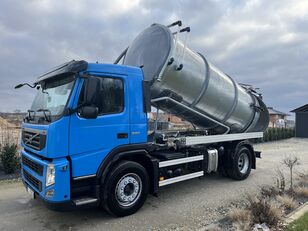 maşină pentru vidanjări Volvo FM330