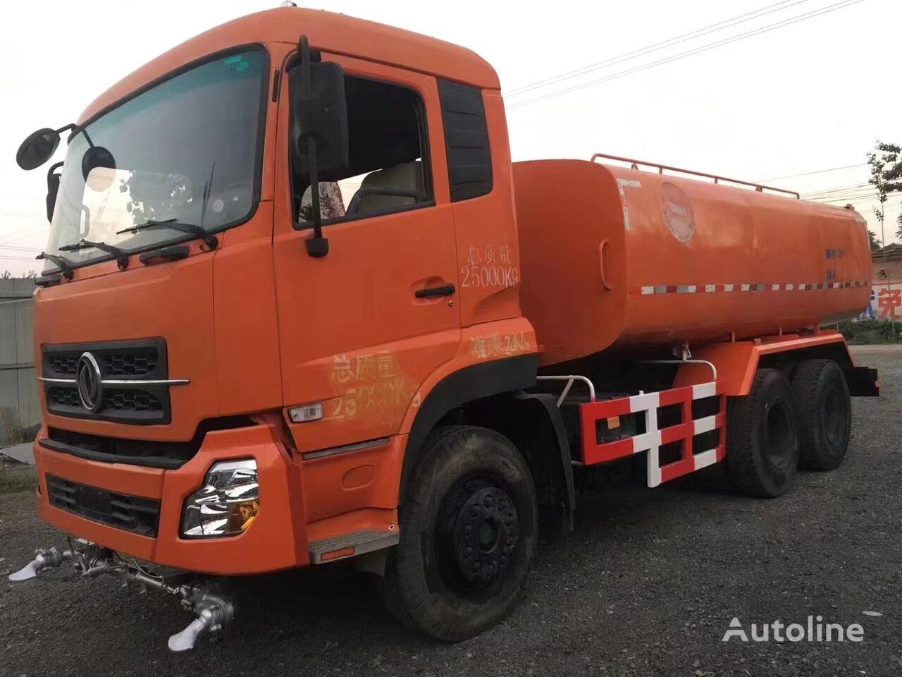 поливомоечная машина Dongfeng