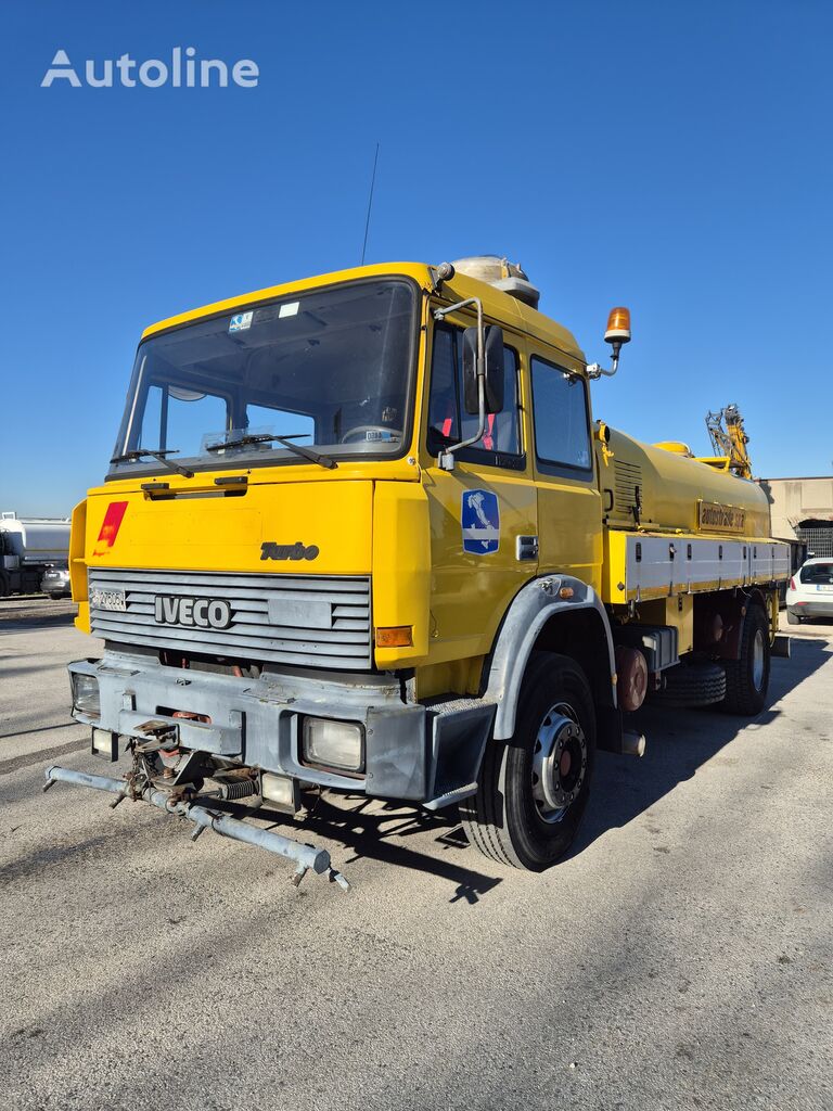 поливомоечная машина IVECO 190.26