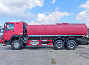 camião de pulverização de água Sinotruk Howo 400