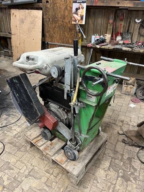 Venta de Lissmac FS-16 D/I (12005321) otra maquinaria de construcción | Machineryline MX Lissmac FS-16 D/I (12005321) otra maquinaria de construcción - Machineryline
