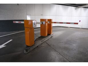 autre &eacute;quipement Automatic Double barri&egrave;re automatique d'acc&egrave;s Automatic System
