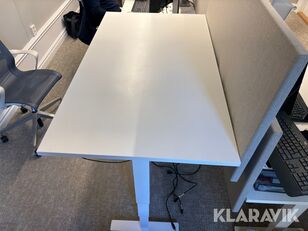 alte utilaje industriale EFG Höj- och sänkbara skrivbord med avskiljare EFG 10st
