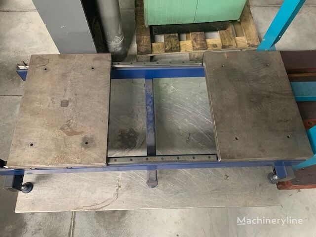 TABLE POUR OUVERTURE DE MOULE other industrial equipment