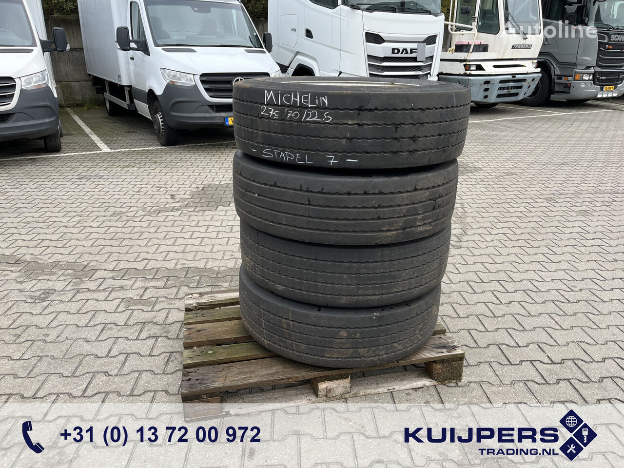 другое Michelin 275 / 70 / R22.5 / 4x Band + Velg 40% / Velg 10 gats