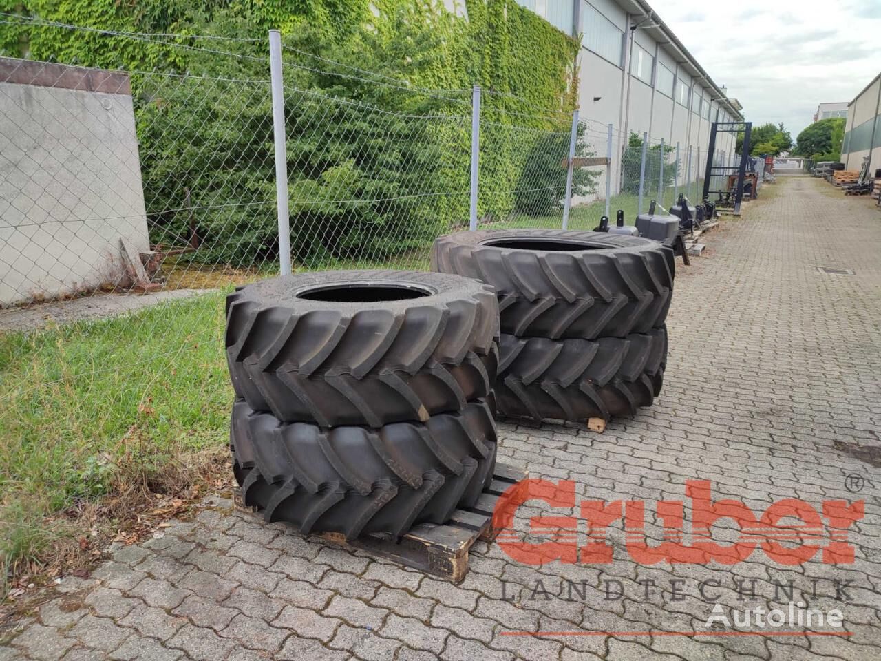 Mitas Reifen Decken 480/65R24 540/65R38 muut