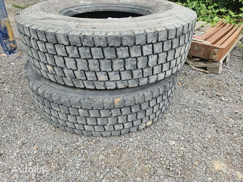 Pirelli 315/80R22.5 others