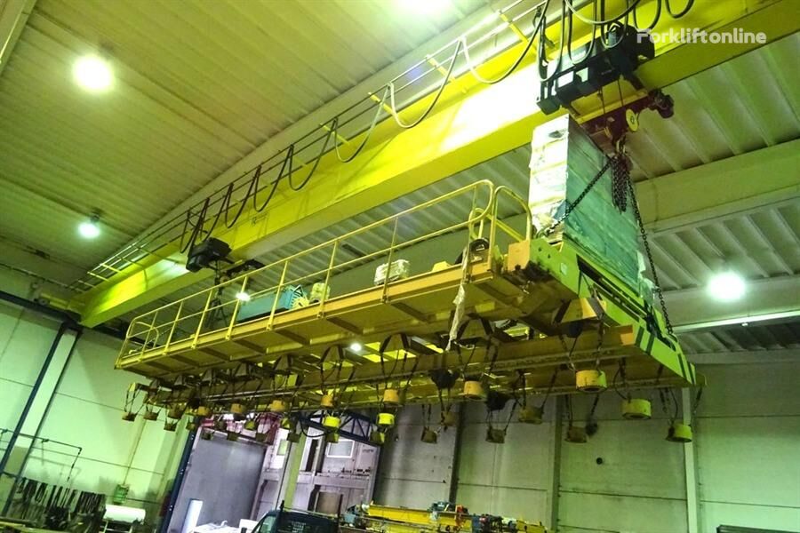 Fimec crane with magnetic plate hoist 15 ton Brückenkran