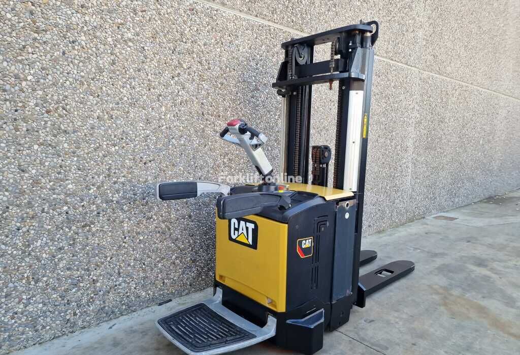 стакер Caterpillar Lift Trucks NSV16N