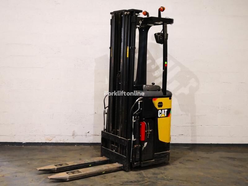 stacker Caterpillar NSR16N